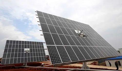 中國(guó)十三省最大光伏電站在這里！欽州康熙嶺的光伏電站能排上號(hào)了嗎？