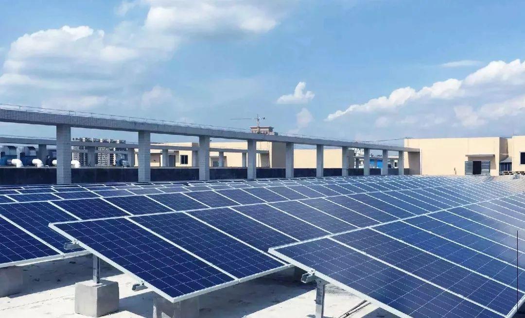 為什么秋季的光伏發(fā)電量比夏季還高？