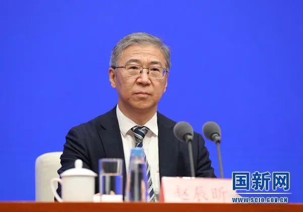 國家能源局：大力發(fā)展光伏發(fā)電、風(fēng)電等可再生能源；多管齊下解決消納問題