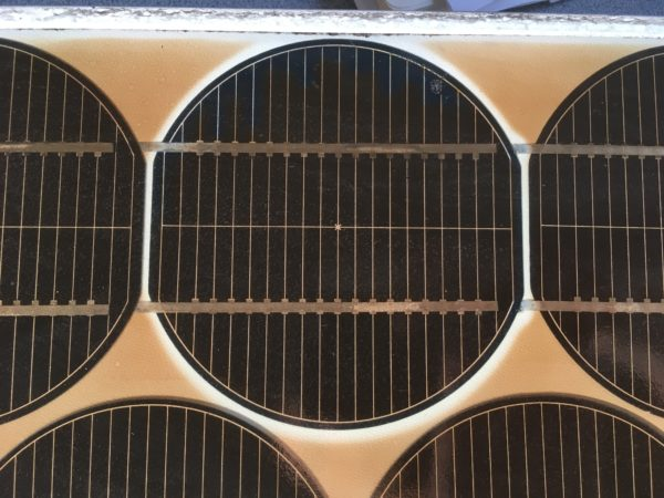 光伏發(fā)電超25年最新證據(jù)：40歲的老電站還在發(fā)電！